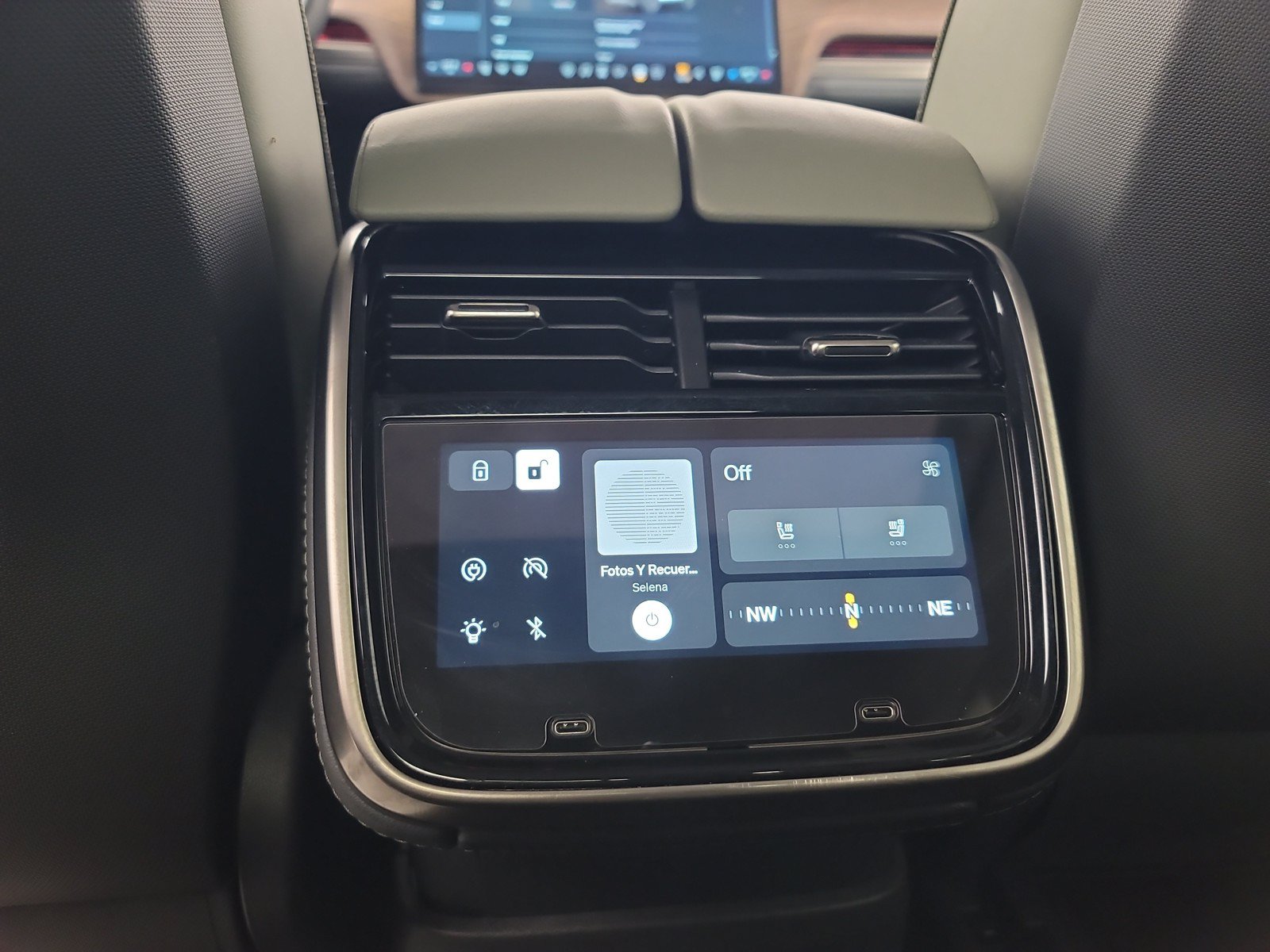 Used 2024 Rivian R1T Adventure AWD/4WD image 28