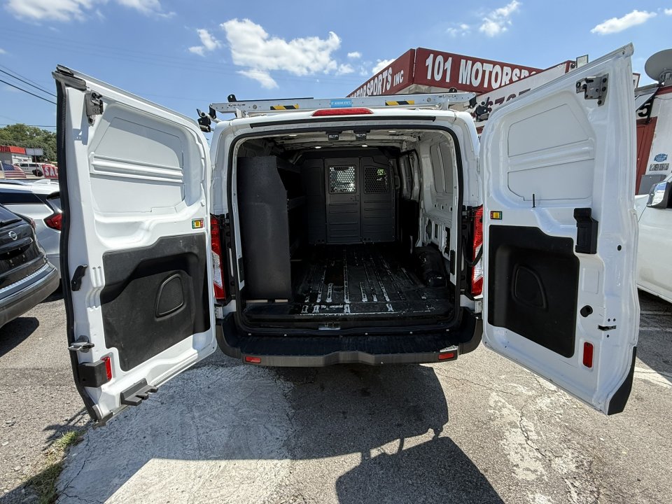 Used 2018 Ford Transit 250 130 Low Roof RWD image 8