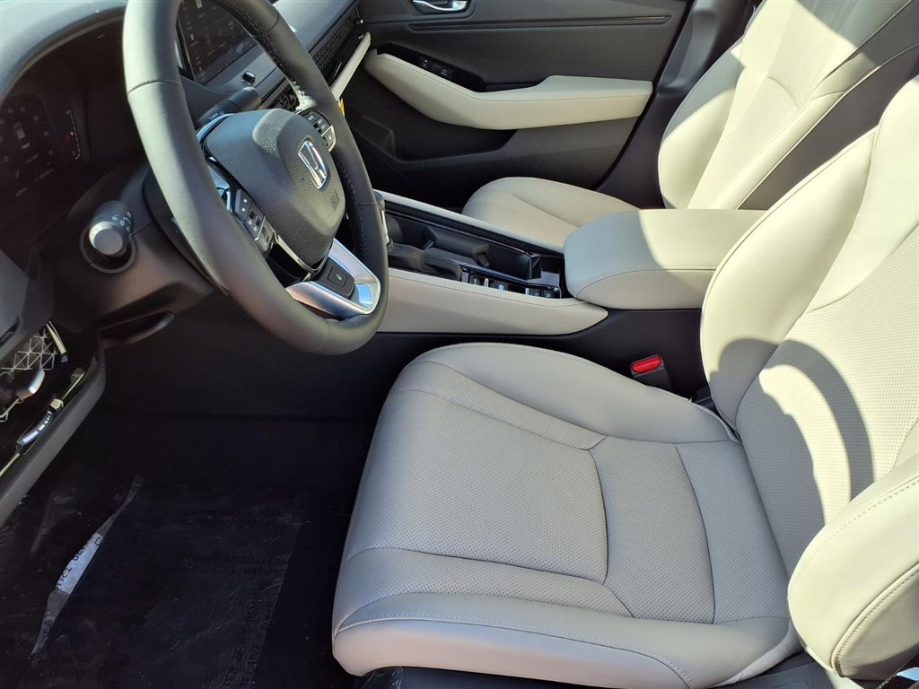 New 2026 Honda Accord Touring image 9