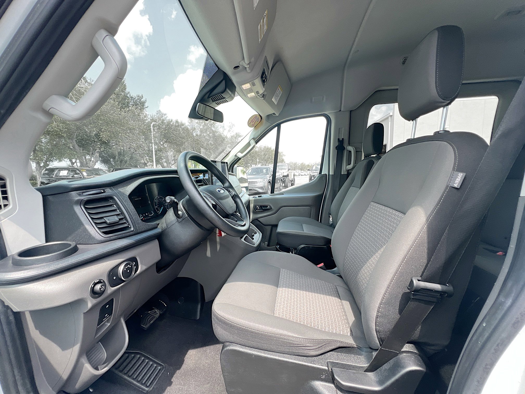 Used 2024 Ford Transit 350 XLT image 14