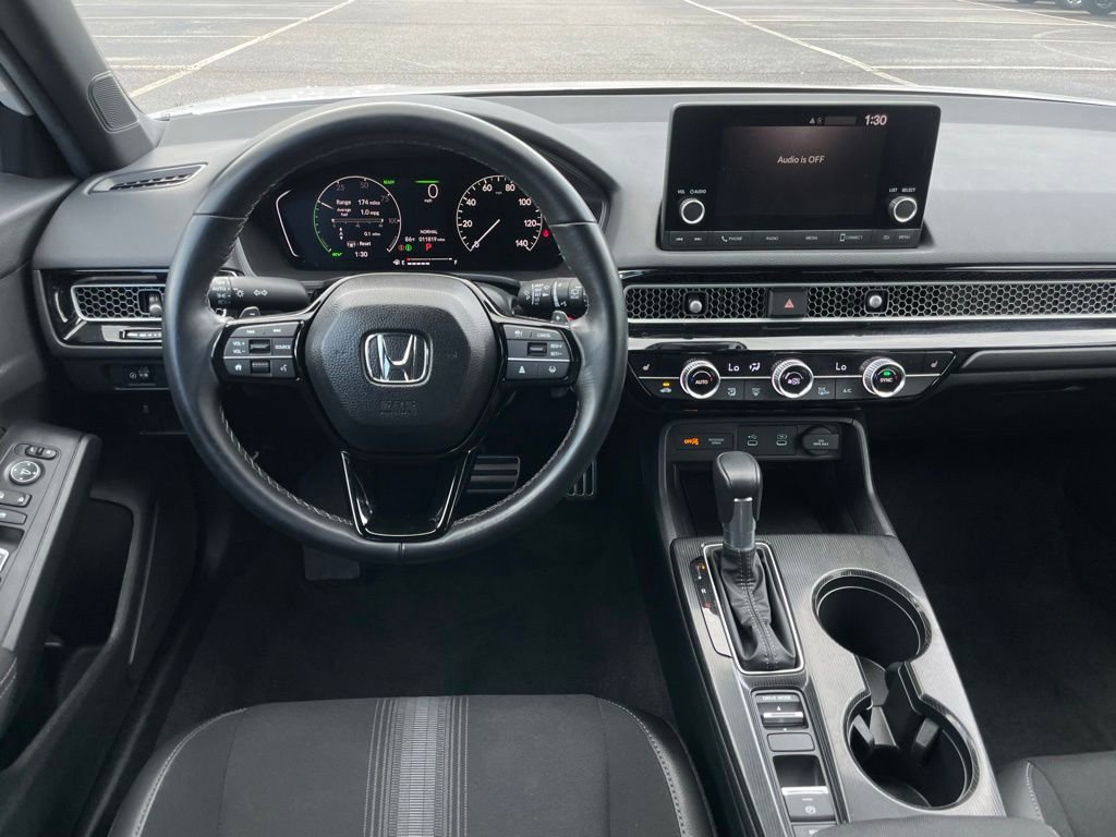 Used 2025 Honda Civic Sport image 11