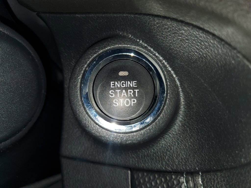 Used 2021 Subaru Forester Limited image 32