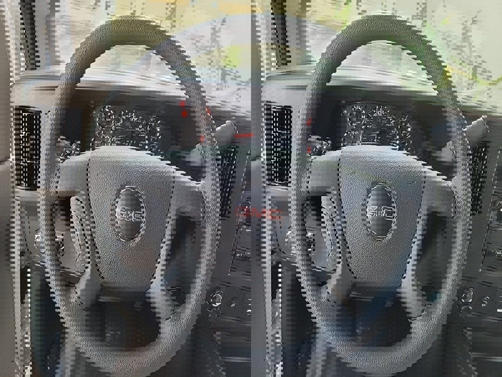 New 2025 GMC Savana 3500 Extended w/ Power Convenience Package image 12