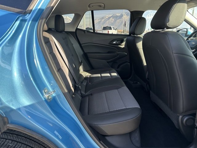 Certified 2025 Chevrolet Trax LT w/ Driver Confidence Package image 18