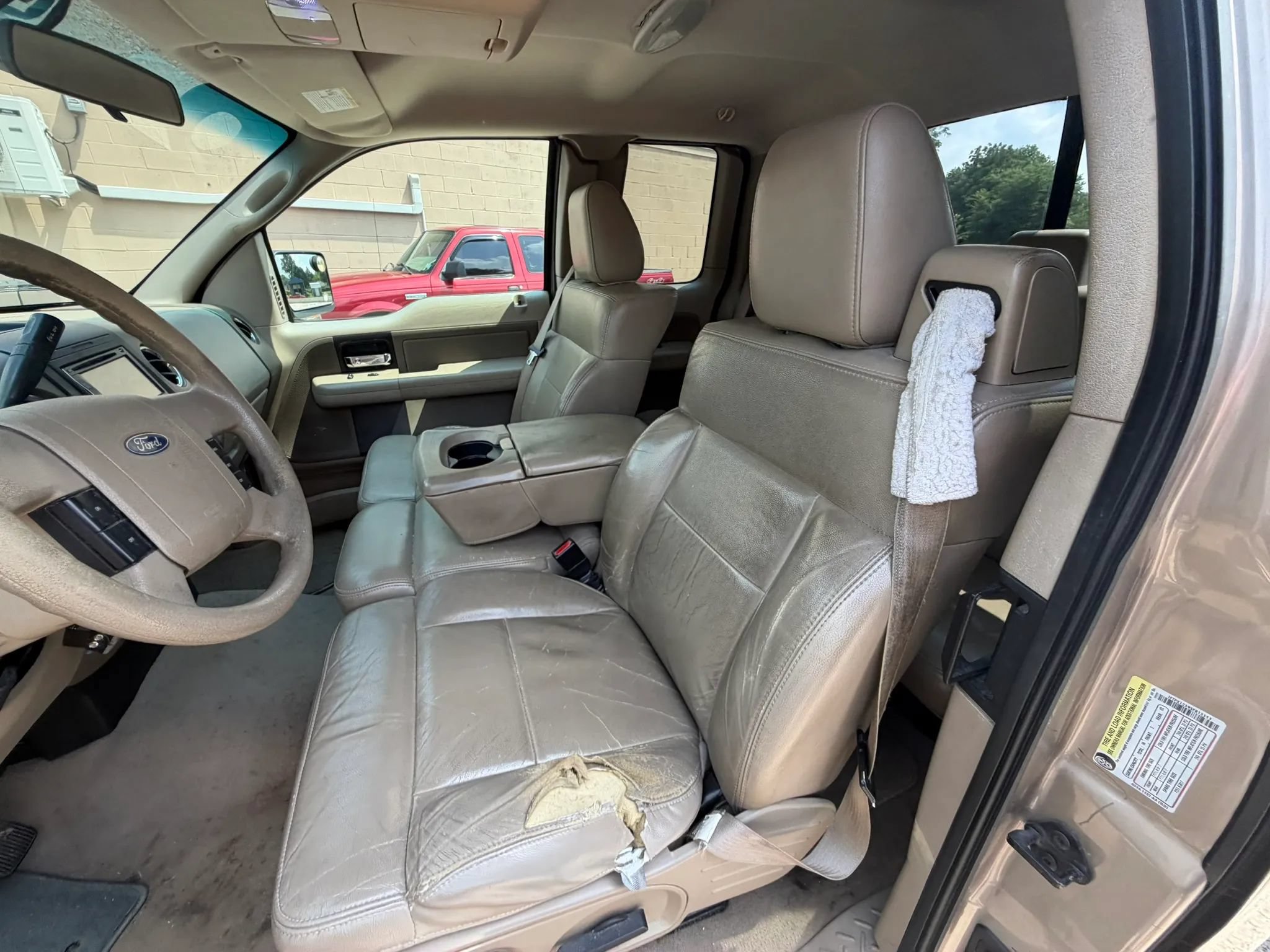 Used 2005 Ford F150 XLT RWD image 25