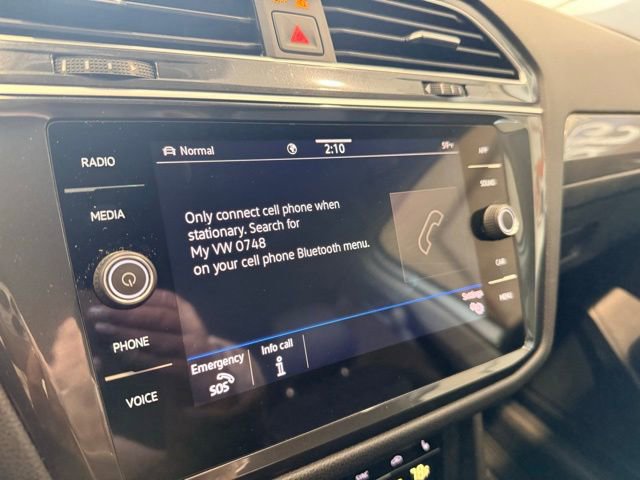 Used 2024 Volkswagen Tiguan SE image 37