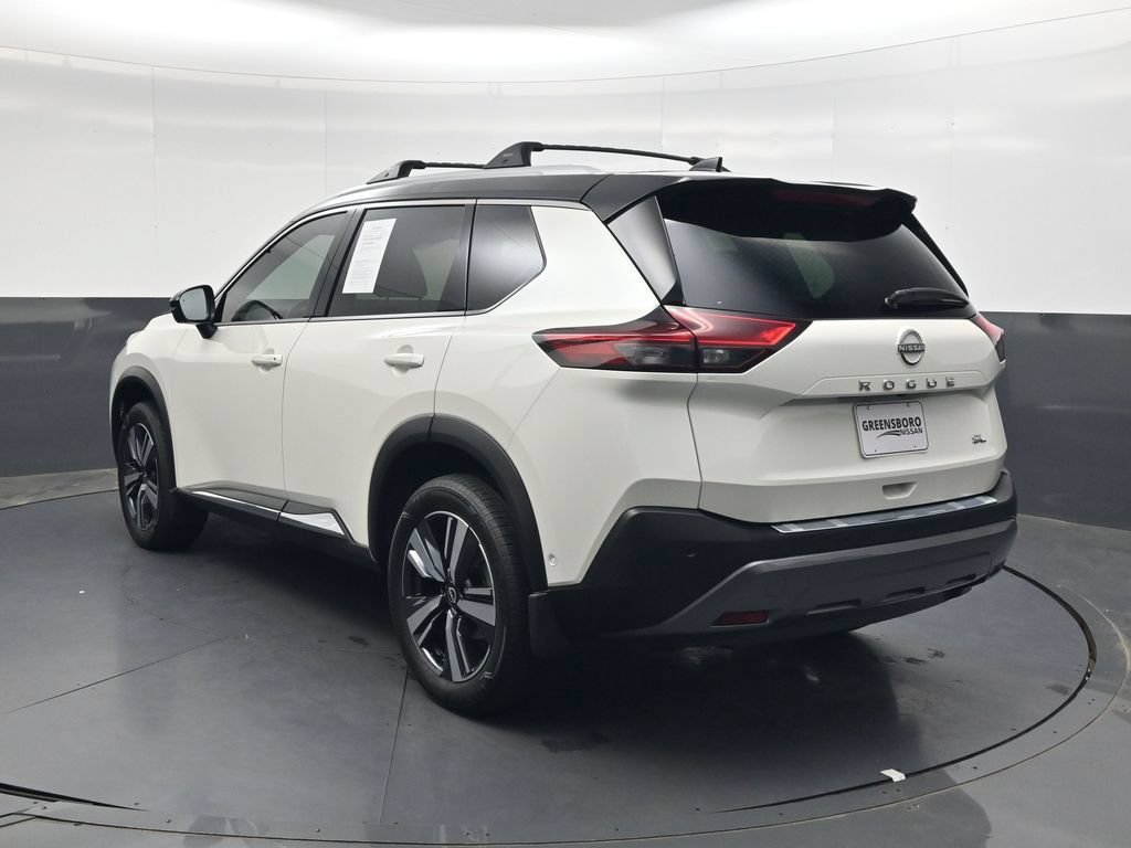 Used 2023 Nissan Rogue SL w/ SL Premium Package FWD image 7