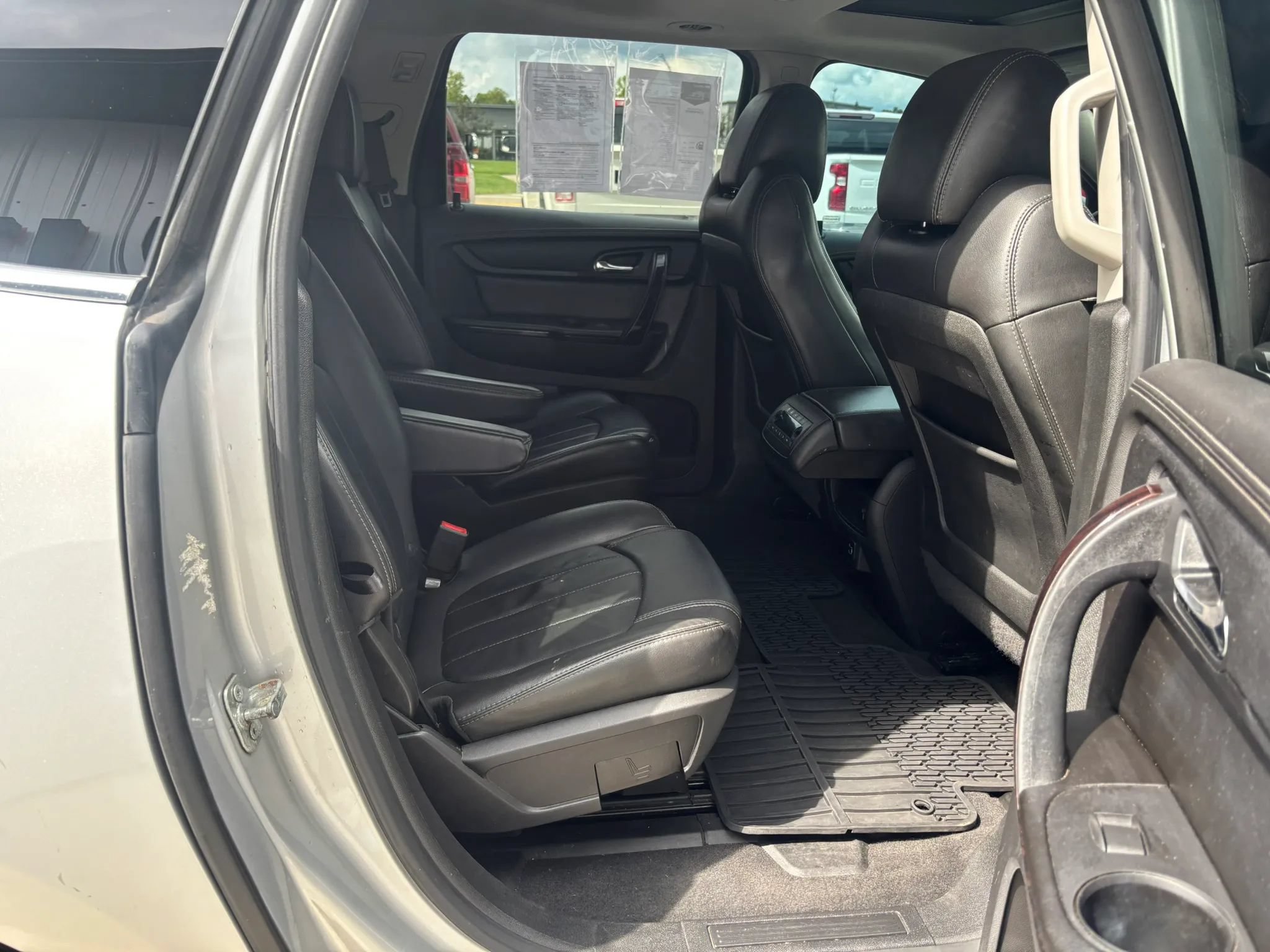 Used 2017 Chevrolet Traverse Premier AWD/4WD image 18