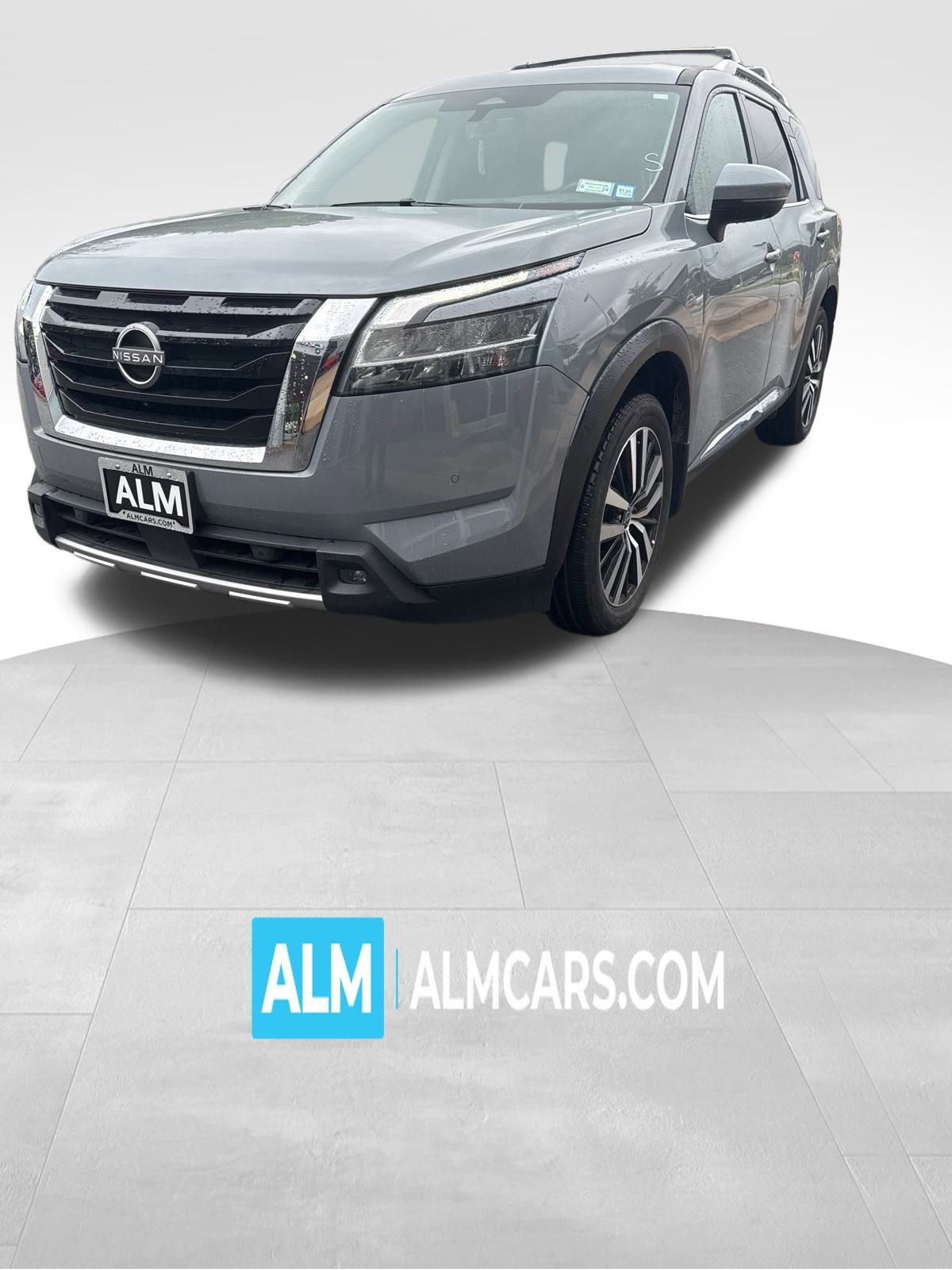 Used 2023 Nissan Pathfinder Platinum