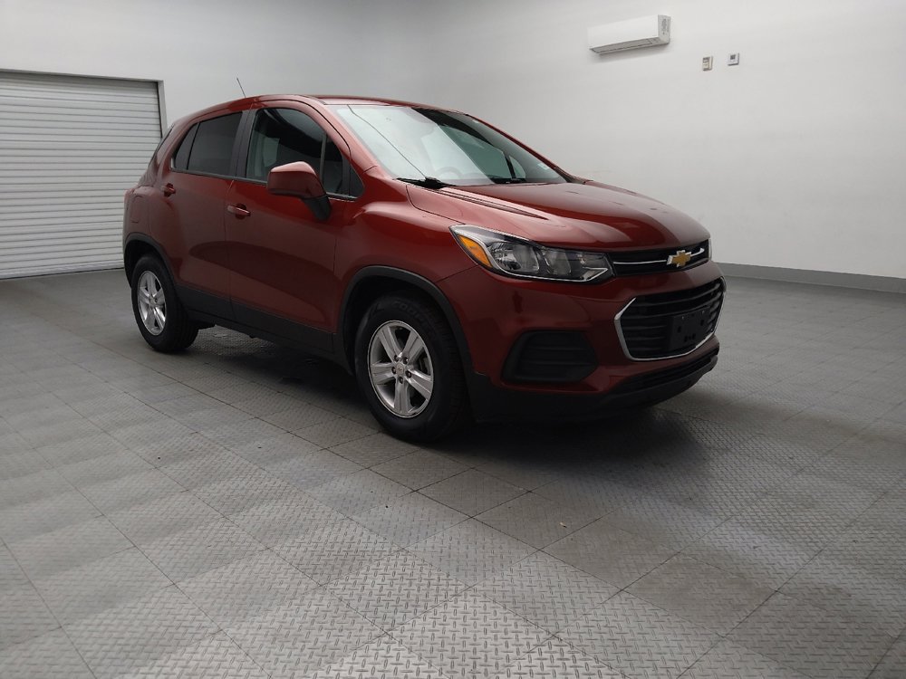 Used 2021 Chevrolet Trax LS w/ Tint and Cruise Package image 13