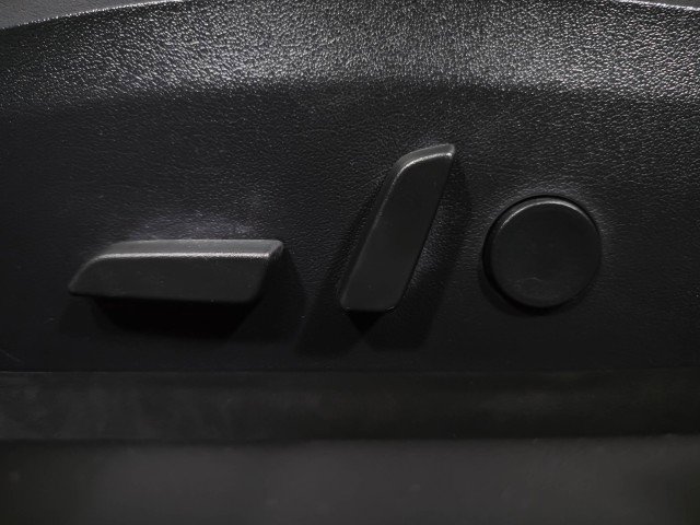 Used 2019 Tesla Model 3 Standard Range Plus image 29