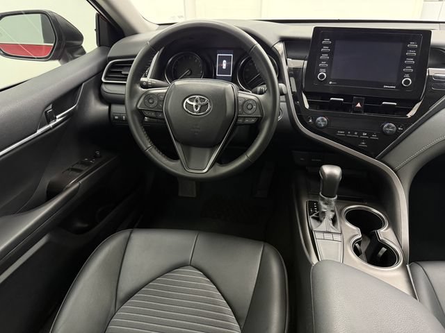 Used 2024 Toyota Camry SE w/ Convenience Package FWD image 34