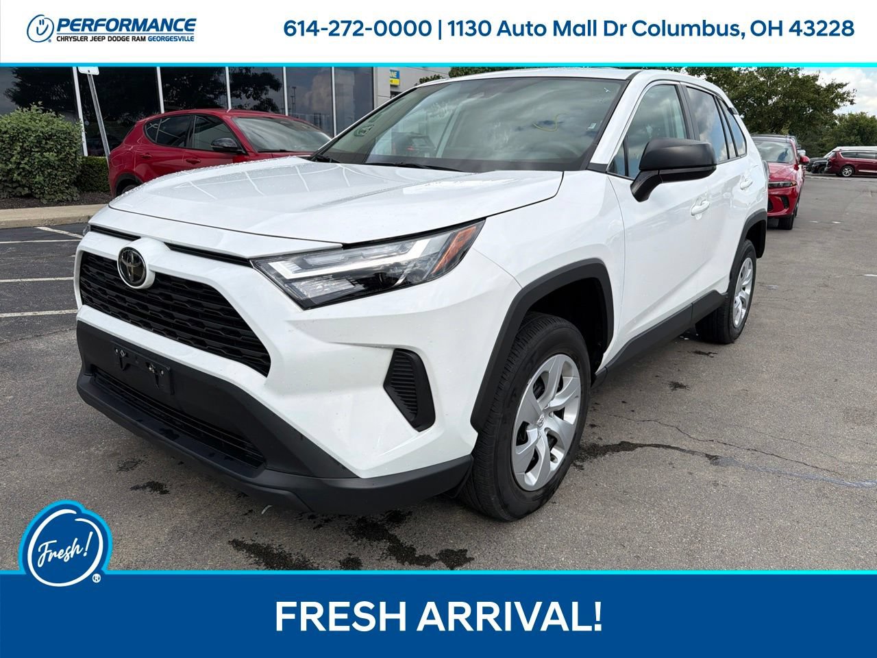 Used 2025 Toyota RAV4 LE AWD/4WD image 4