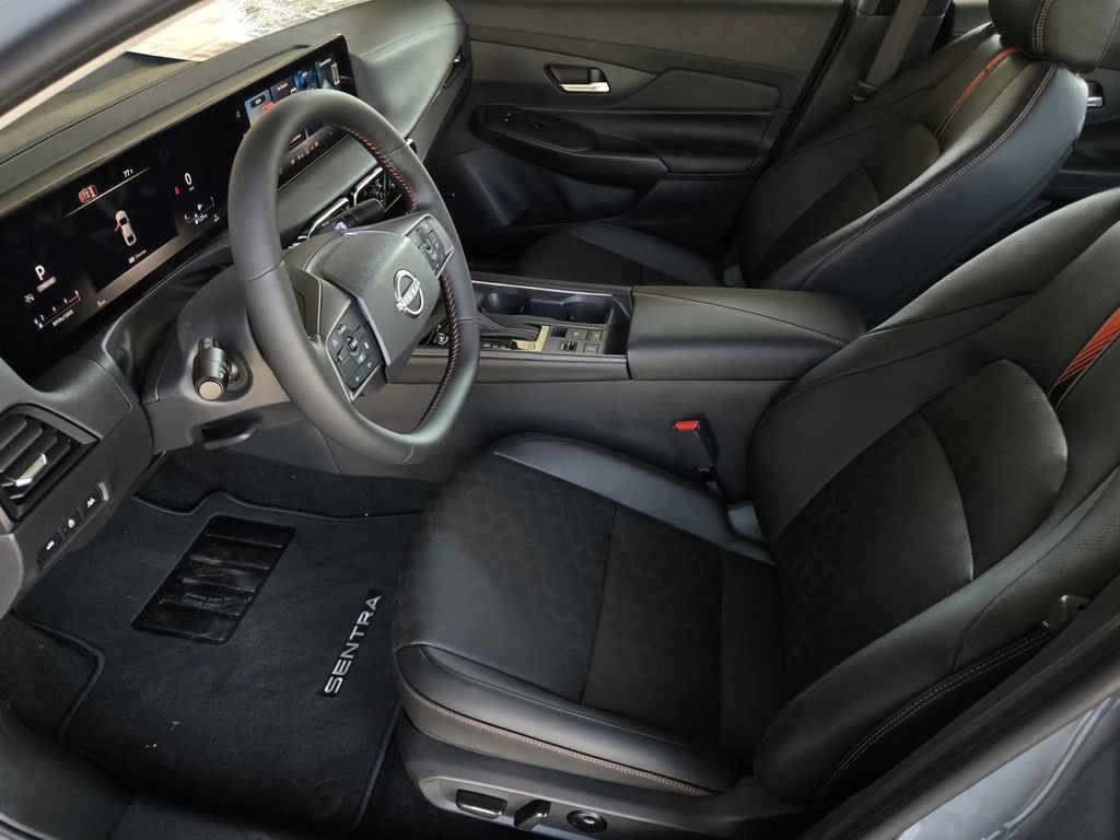 New 2026 Nissan Sentra SR w/ SR Premium Package FWD image 18