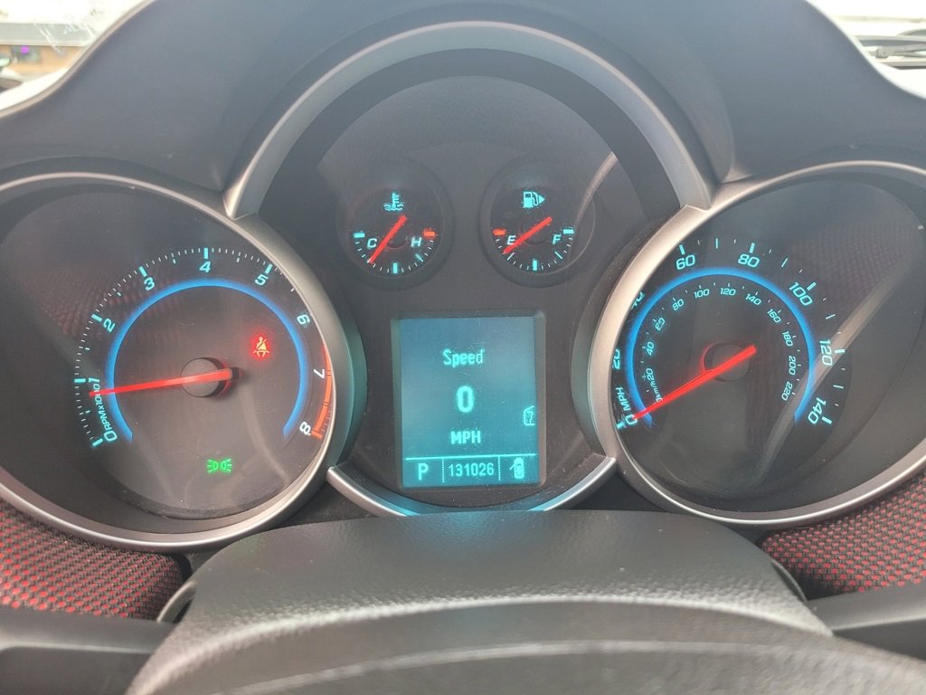 Used 2011 Chevrolet Cruze LT image 12