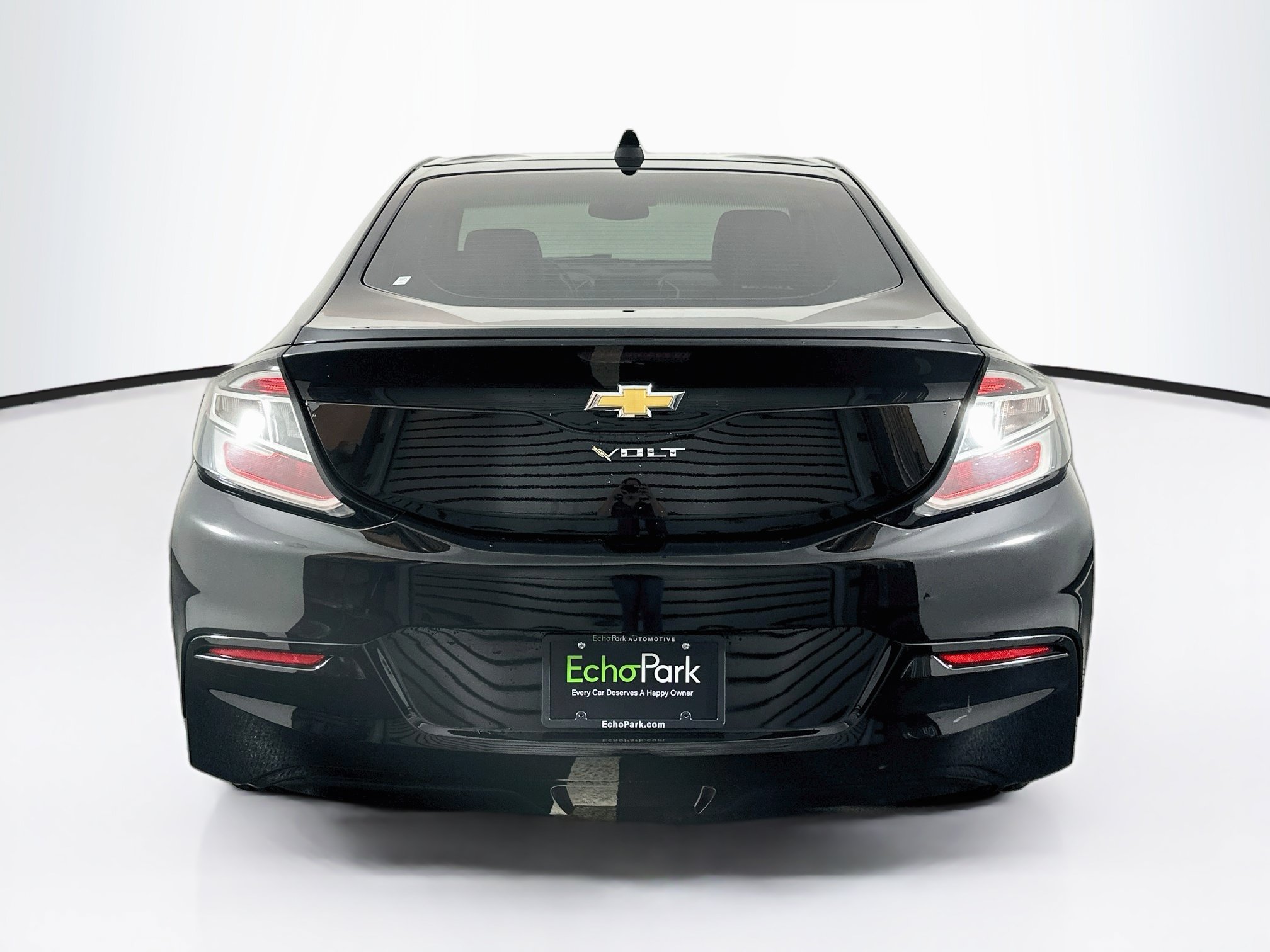 Used 2019 Chevrolet Volt LT w/ Power Convenience Package FWD image 7