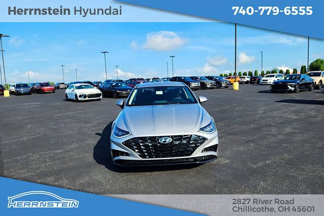 Used 2023 Hyundai Sonata SEL FWD image 2