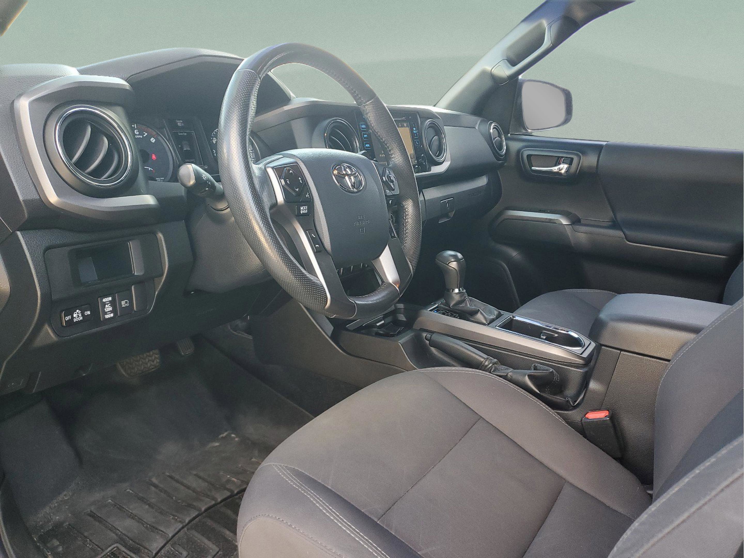 Used 2019 Toyota Tacoma TRD Off-Road RWD image 14