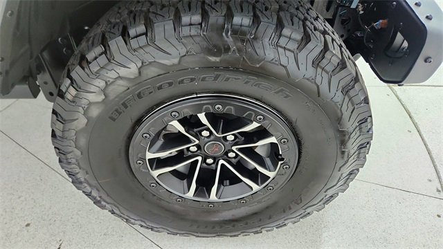 Used 2025 Jeep Wrangler Unlimited Rubicon image 57