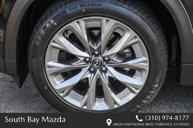 Certified 2024 MAZDA CX-90 3.3 Turbo w/ Premium Plus Pkg AWD/4WD image 11