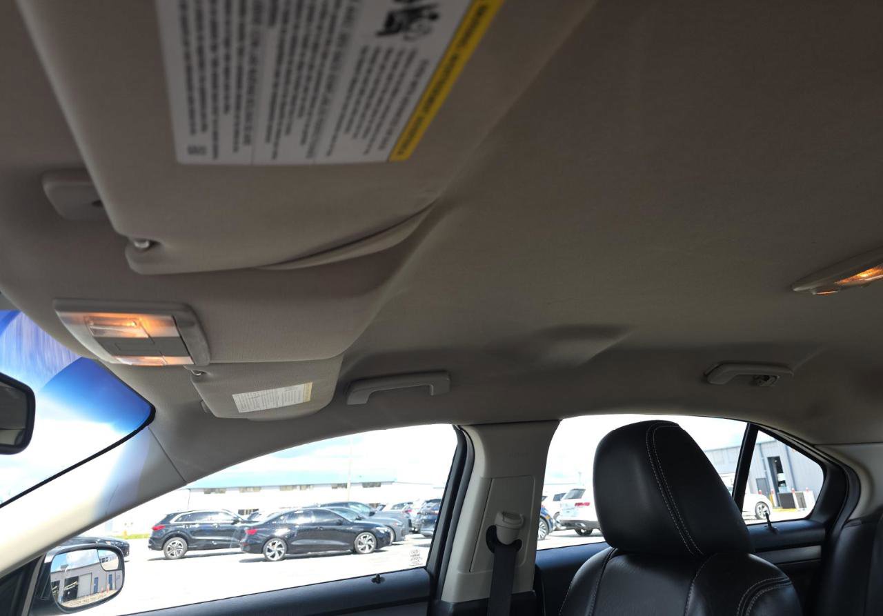 Used 2012 Ford Taurus SEL FWD image 17