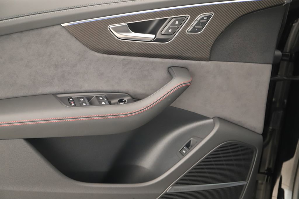 New 2026 Audi SQ8 Prestige image 23