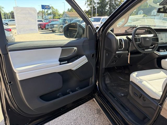 New 2027 Ford Expedition Max Platinum AWD/4WD image 12