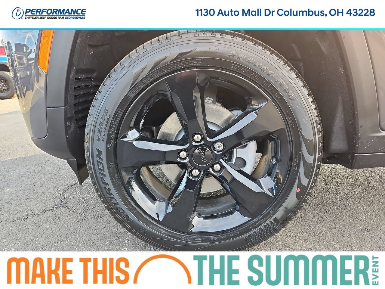 New 2026 Jeep Grand Cherokee Limited w/ Limited Altitude Package AWD/4WD image 9