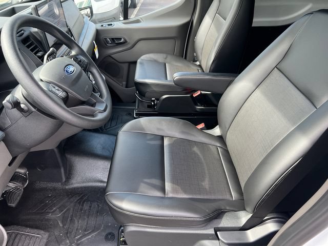 New 2026 Ford Transit 250 148 Medium Roof RWD image 10