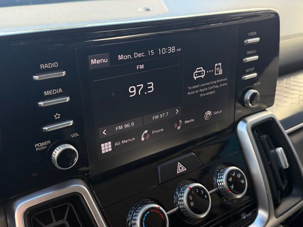 Used 2022 Kia Sorento LX image 19