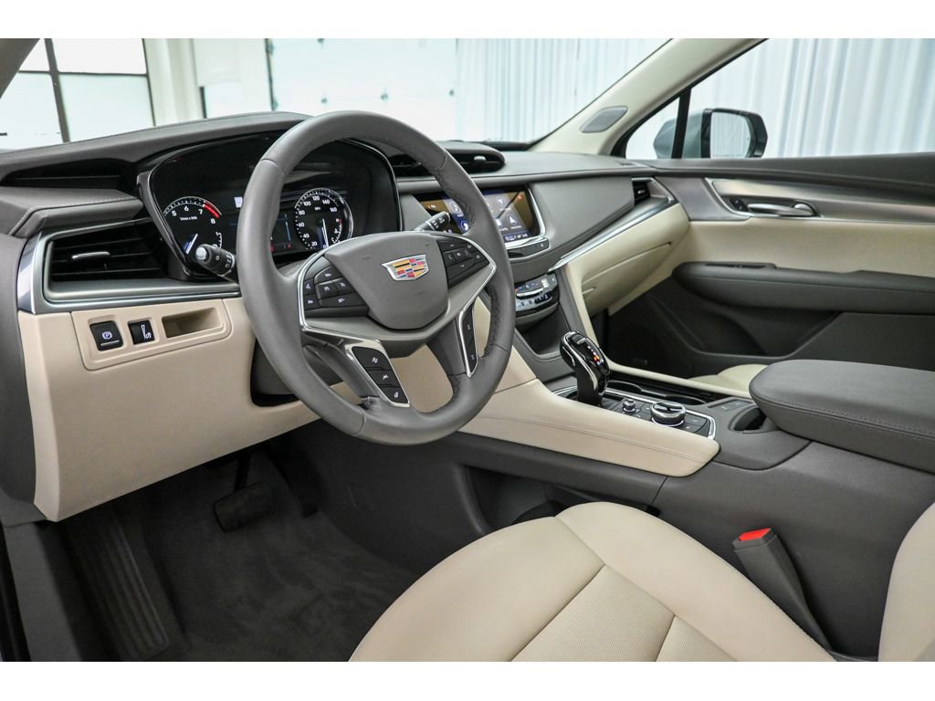 Used 2024 Cadillac XT5 Premium Luxury FWD image 34