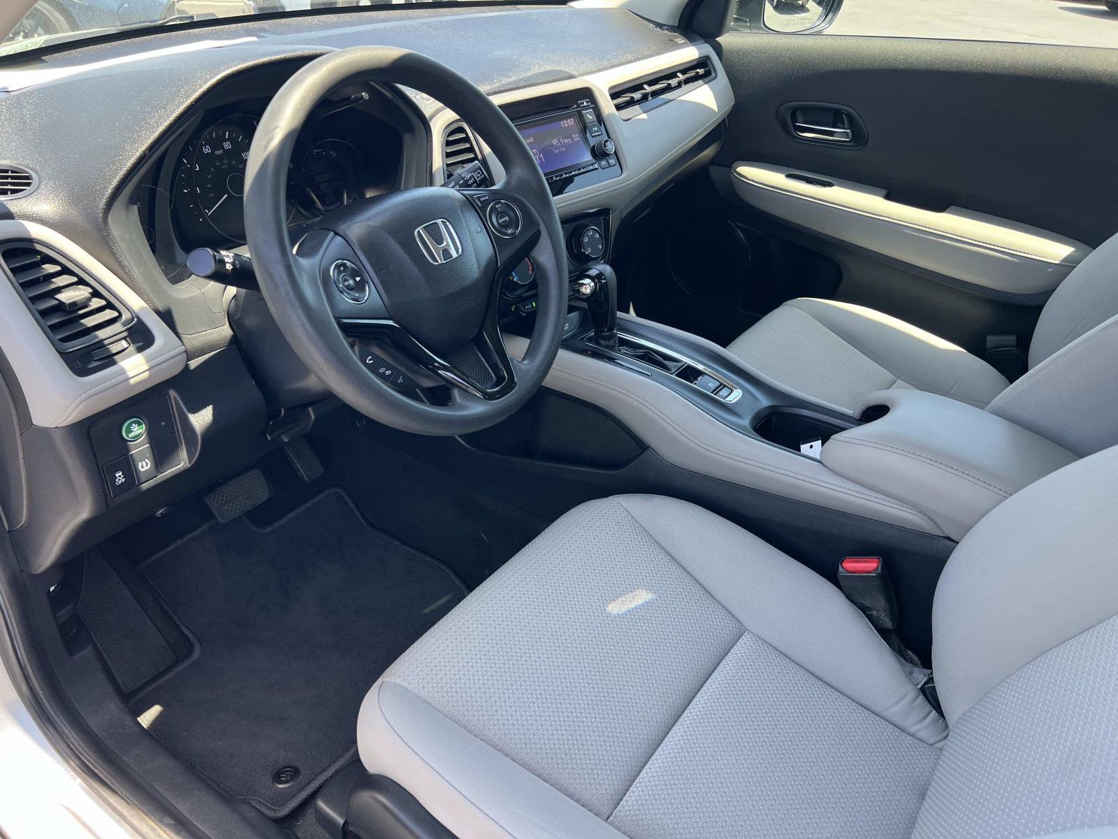 Certified 2020 Honda HR-V LX image 5