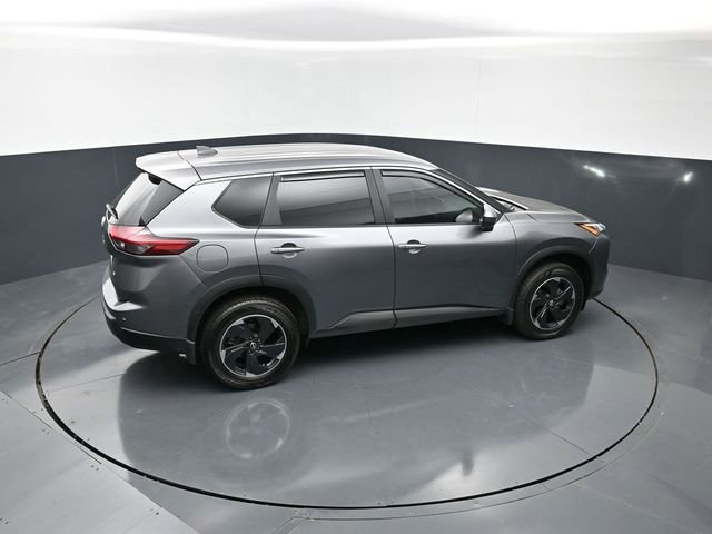 Certified 2024 Nissan Rogue SV FWD image 21