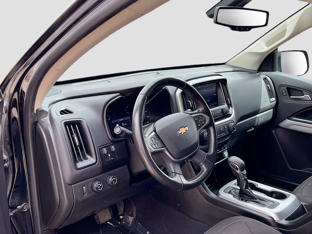 Used 2022 Chevrolet Colorado LT w/ LT Convenience Package AWD/4WD image 9