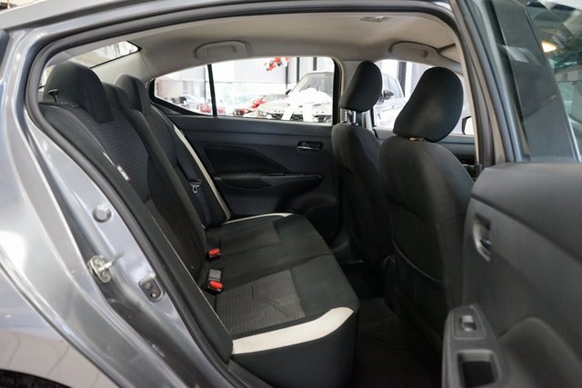 Used 2021 Nissan Versa SV image 12