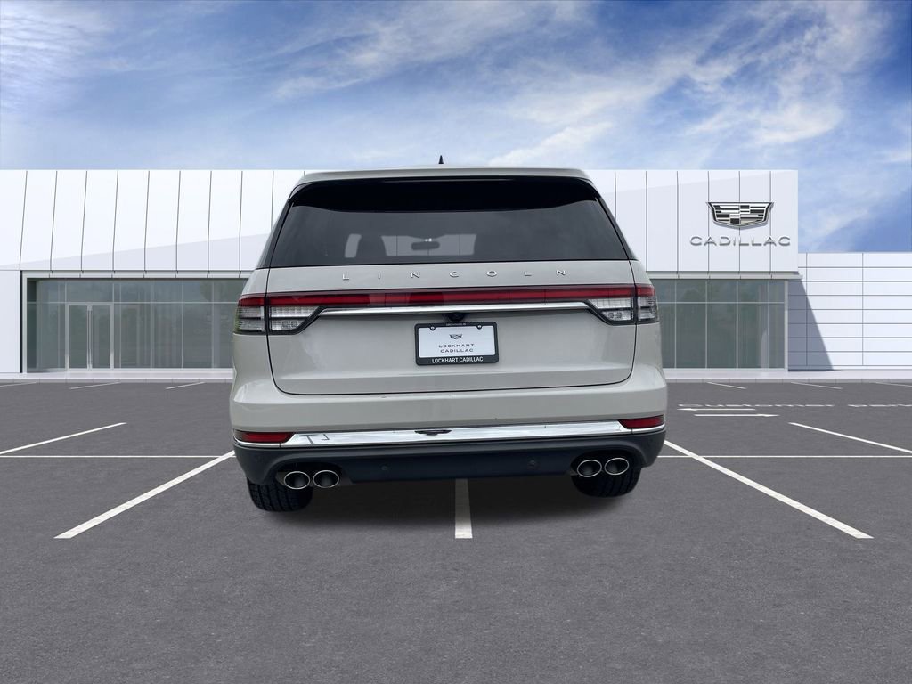 Used 2023 Lincoln Aviator Reserve w/ Elements Package Plus image 7