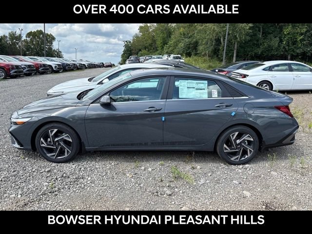 New 2026 Hyundai Elantra Limited FWD image 2