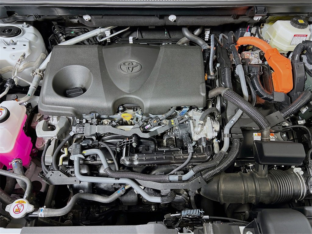 Certified 2025 Toyota RAV4 XLE image 27