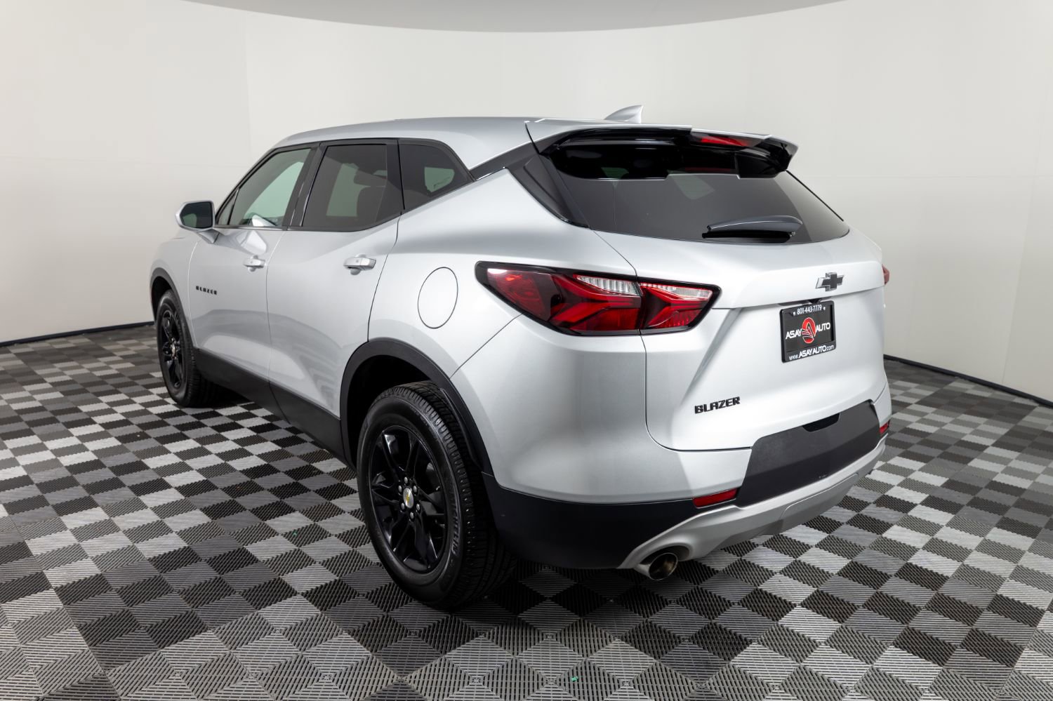 Used 2019 Chevrolet Blazer LT image 4
