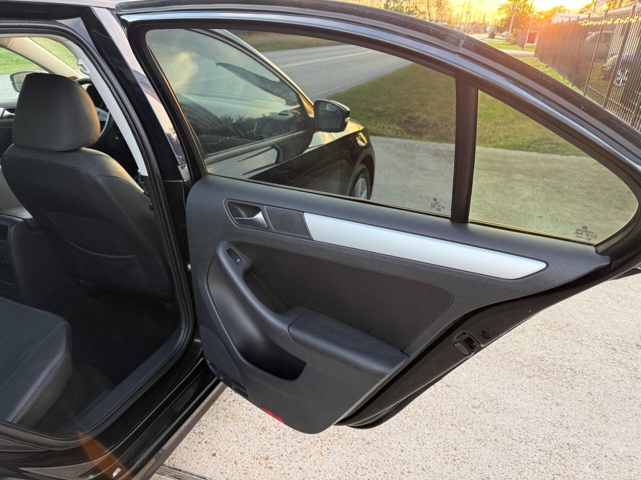 Used 2012 Volkswagen Jetta TDI image 19