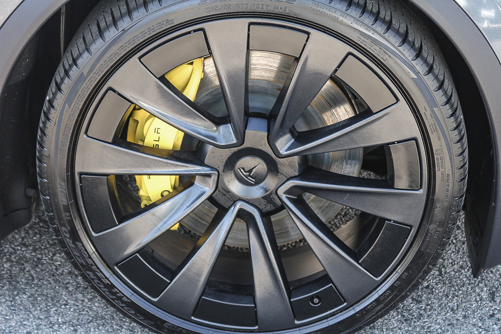 Used 2022 Tesla Model X Plaid image 10