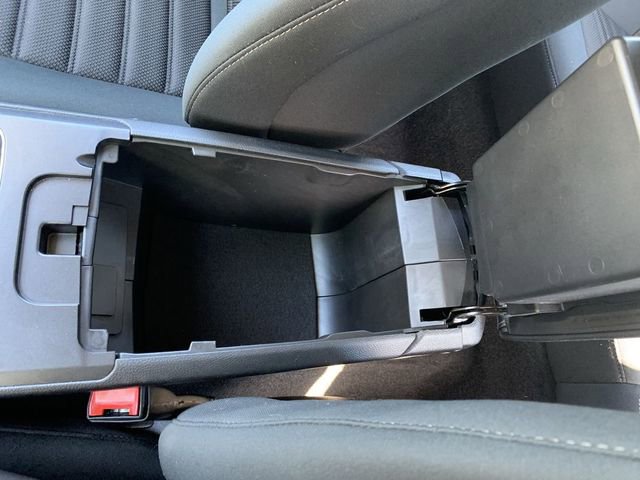 Used 2019 Ford Fusion SE FWD image 26