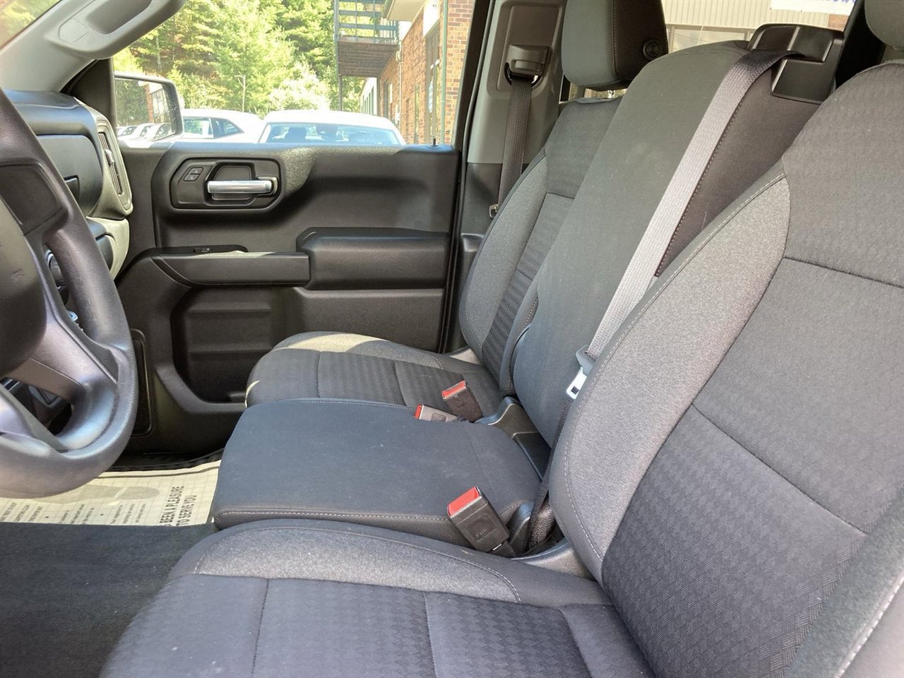 Used 2022 Chevrolet Silverado 1500 Custom image 10