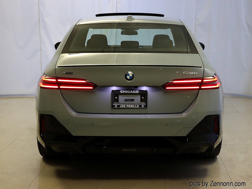 New 2026 BMW 530i xDrive w/ M Sport Package image 7