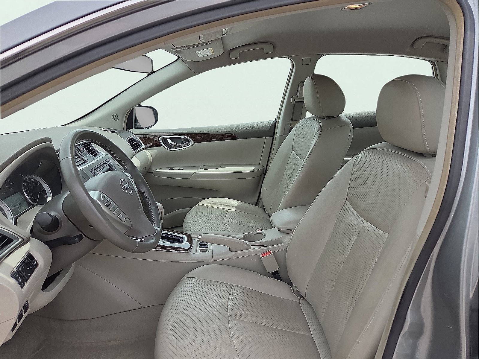 Used 2013 Nissan Sentra SL w/ Leather Pkg FWD image 13