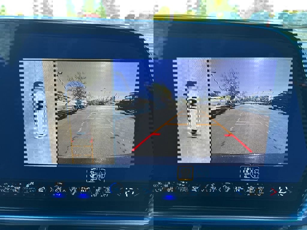 New 2026 Chevrolet Equinox EV LT image 11