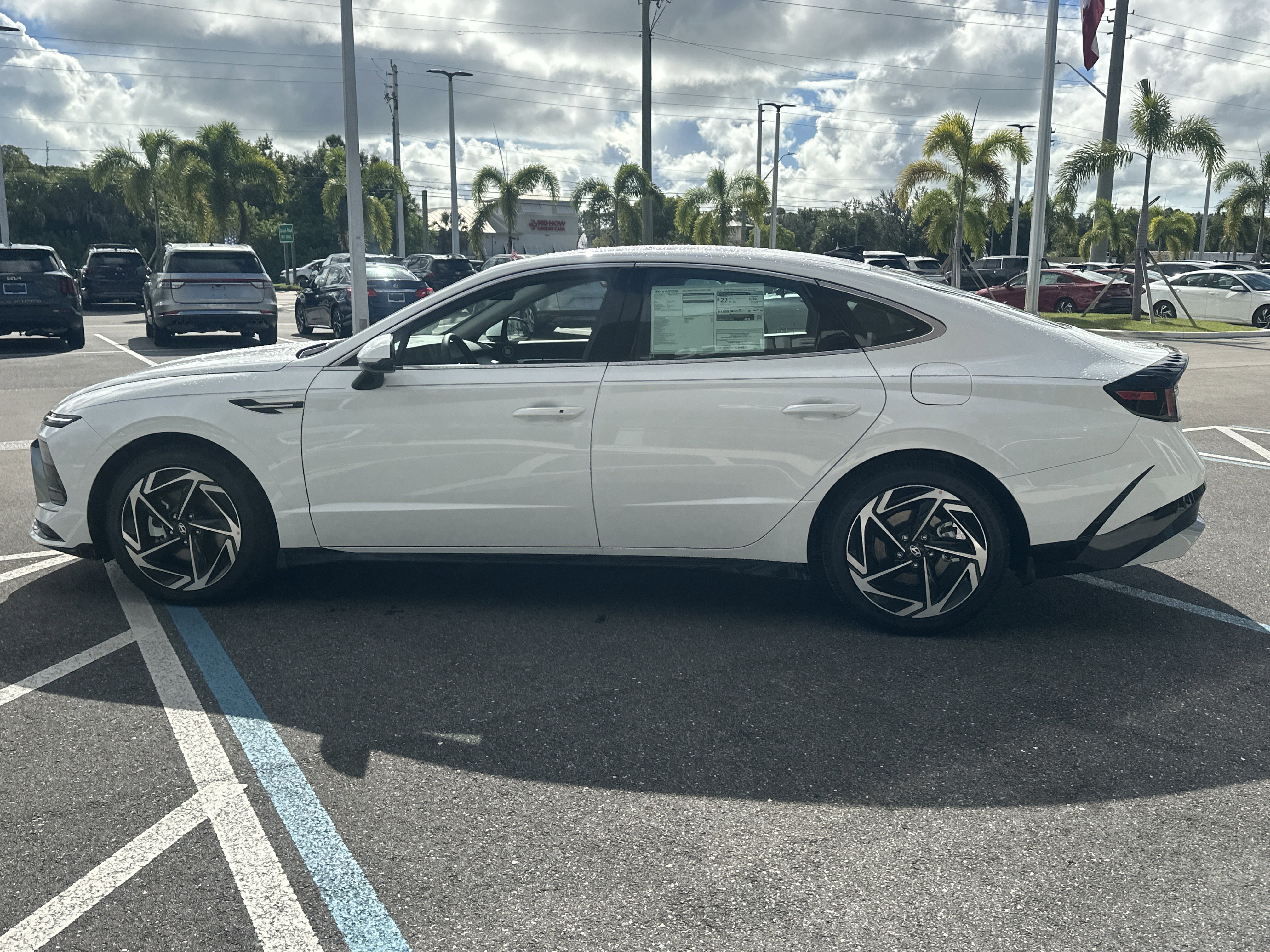 New 2026 Hyundai Sonata SEL AWD/4WD image 9