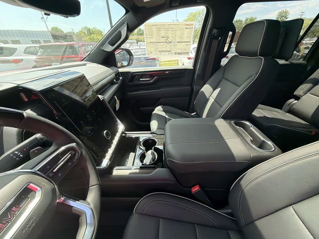 New 2026 GMC Yukon XL Elevation w/ Elevation Premium Package AWD/4WD image 15