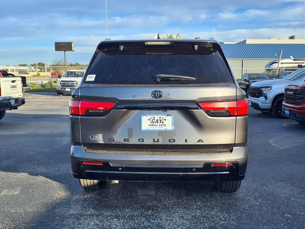 Used 2024 Toyota Sequoia Platinum image 19