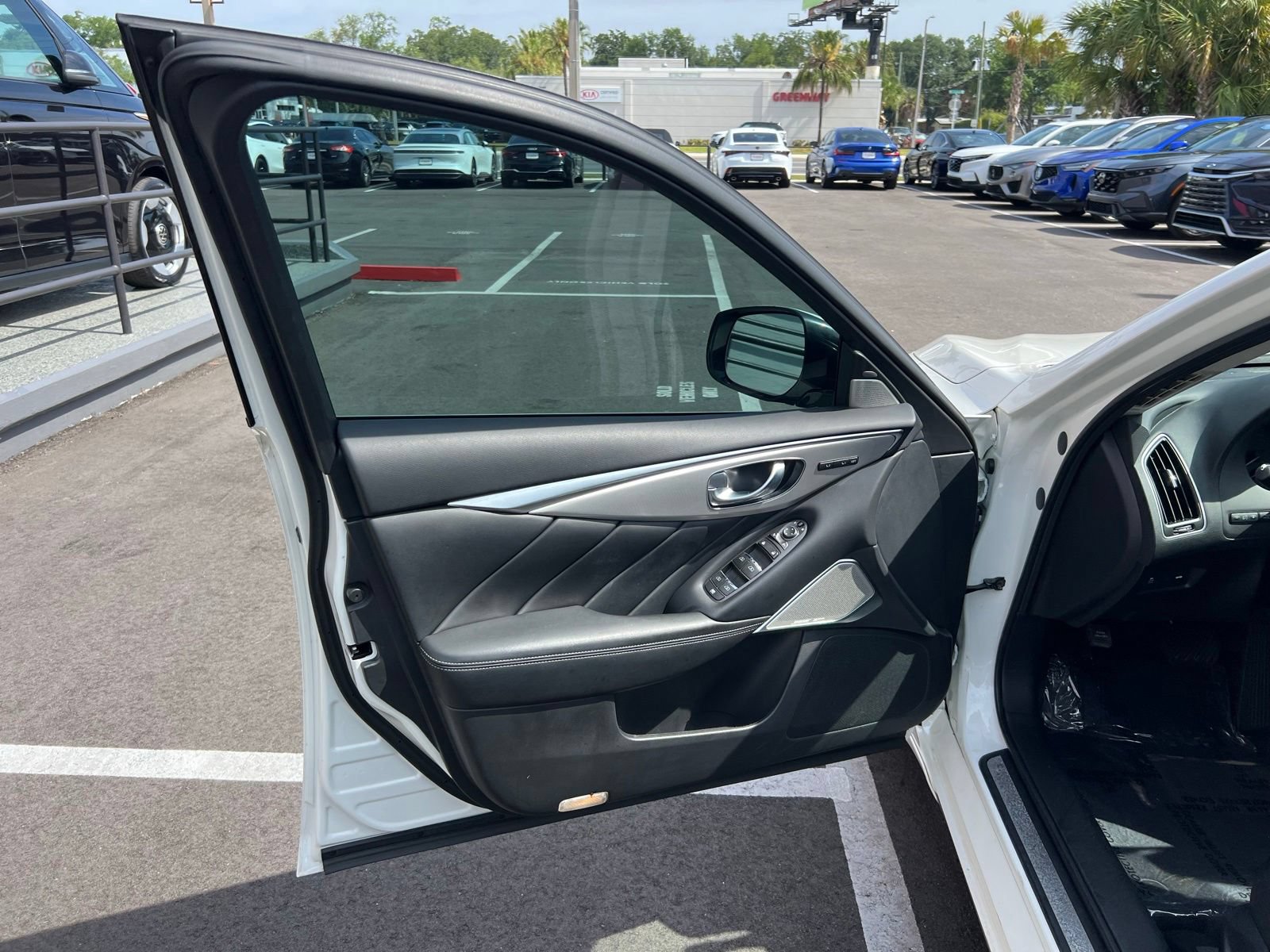 Used 2023 INFINITI Q50 Luxe w/ Cargo Package AWD/4WD image 23
